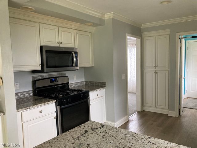 6740 Rockport Lane, Mentor, OH 44060