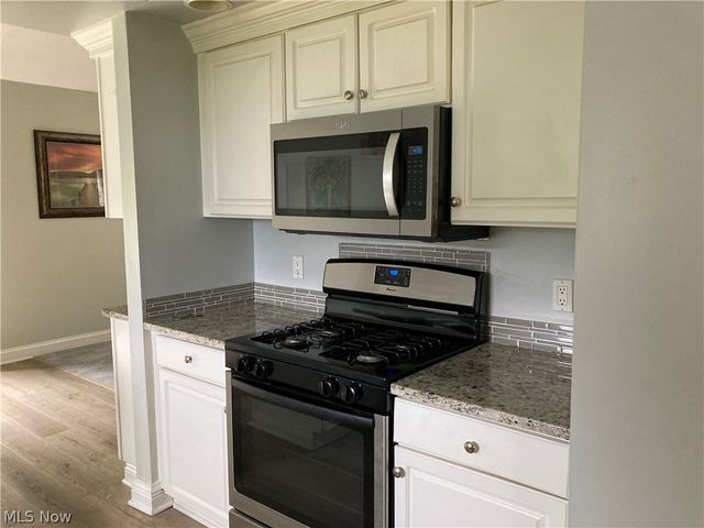6740 Rockport Lane, Mentor, OH 44060