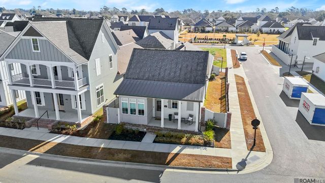 1702 Rue De Grand, Baton Rouge, LA 70808