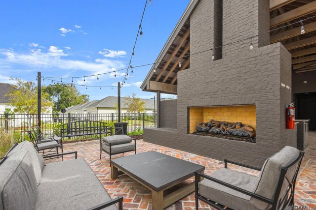 1702 Rue De Grand, Baton Rouge, LA 70808