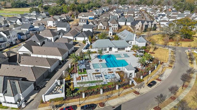 1702 Rue De Grand, Baton Rouge, LA 70808