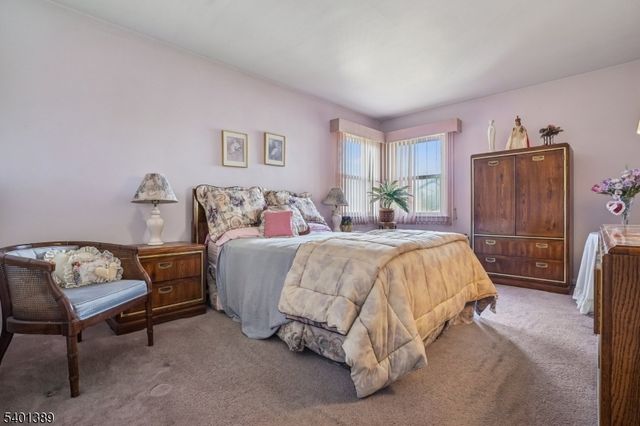 9 Brooklake Rd, Florham Park Boro, NJ 07932