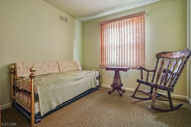 9 Brooklake Rd, Florham Park Boro, NJ 07932