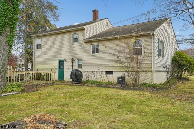 9 Brooklake Rd, Florham Park Boro, NJ 07932