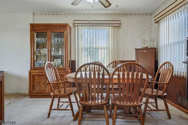 9 Brooklake Rd, Florham Park Boro, NJ 07932