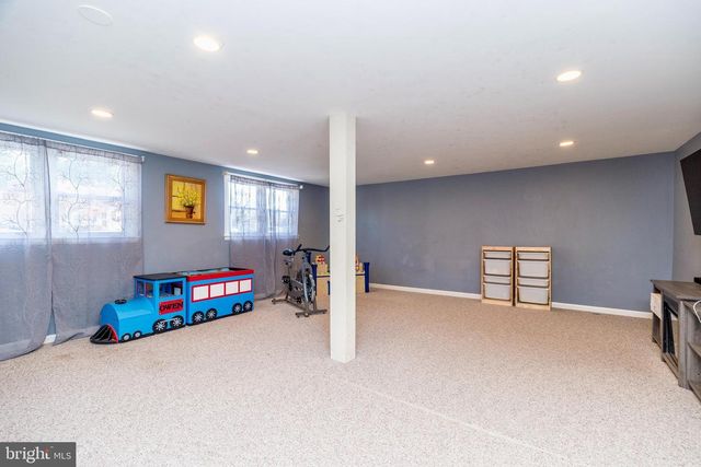 245 CHERRY LN, Lansdale, PA 19446