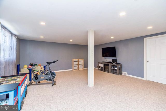 245 CHERRY LN, Lansdale, PA 19446