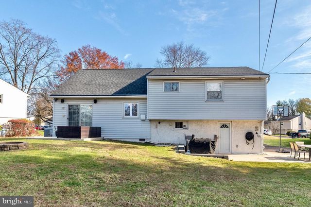 245 CHERRY LN, Lansdale, PA 19446