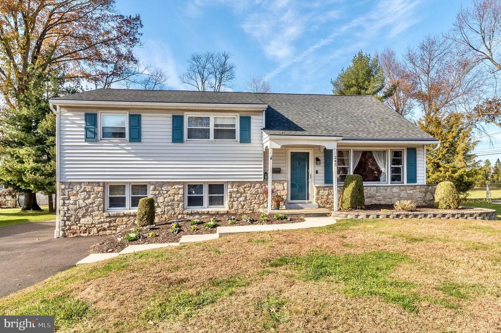 245 CHERRY LN, Lansdale, PA 19446
