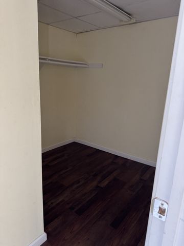 83 Lane St 3, Lowell, MA 01851