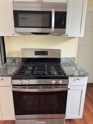 83 Lane St 3, Lowell, MA 01851