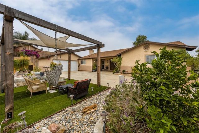 7233 Bel Air, Corona, CA 92881
