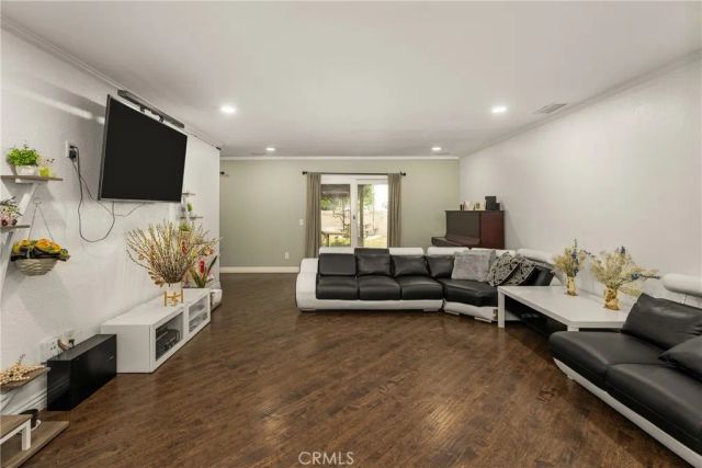 7233 Bel Air, Corona, CA 92881