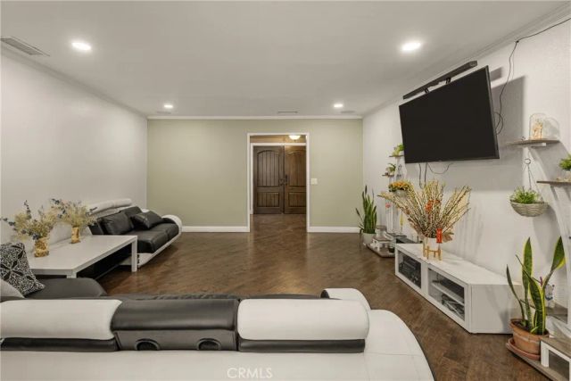 7233 Bel Air, Corona, CA 92881