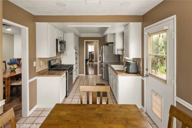 7233 Bel Air, Corona, CA 92881