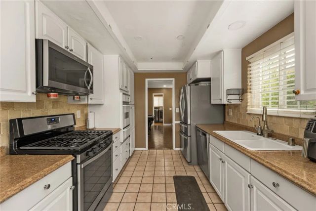 7233 Bel Air, Corona, CA 92881