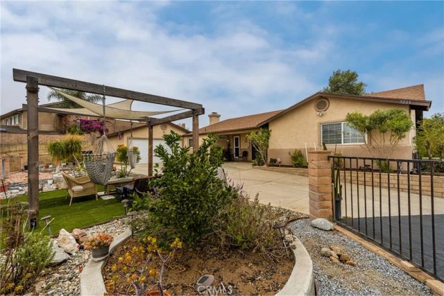 7233 Bel Air, Corona, CA 92881