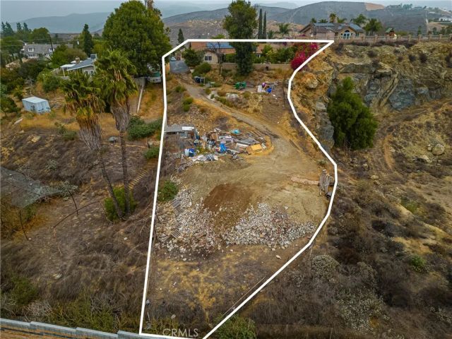 7233 Bel Air, Corona, CA 92881