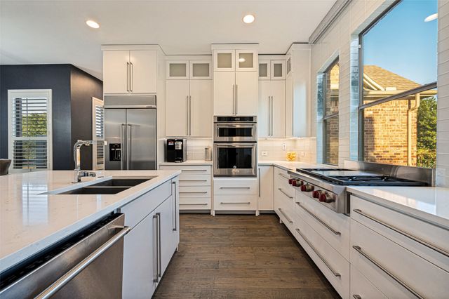 2821 WINDING CREEK Road, Prosper, TX 75078