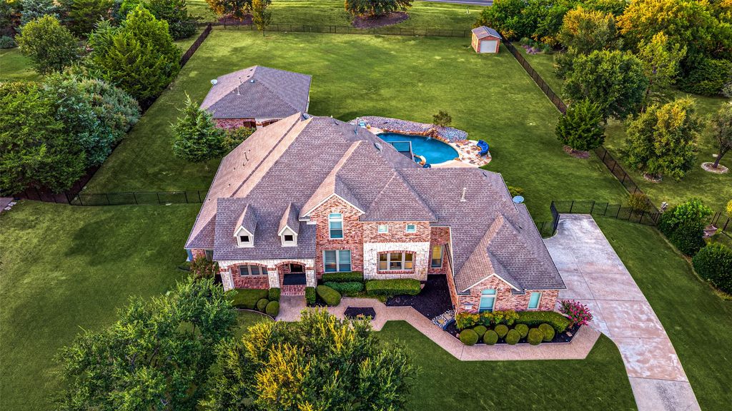 2821 WINDING CREEK Road, Prosper, TX 75078