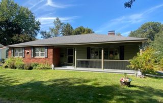 11 Highland Ave, Clinton, MA 01510