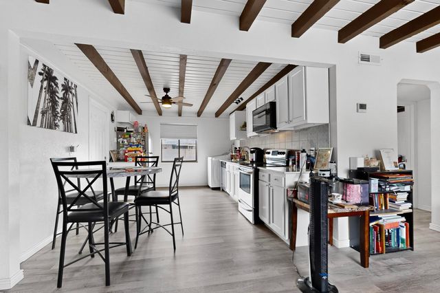 407 DALLAS Street NE, Albuquerque, NM 87108