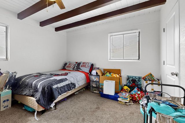 407 DALLAS Street NE, Albuquerque, NM 87108