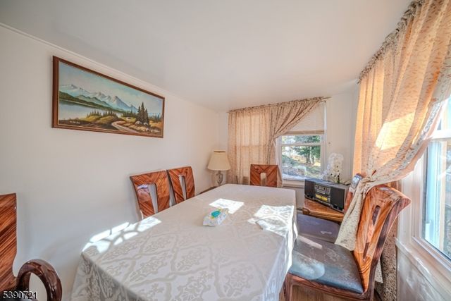 69 Linda Vista Ave, North Haledon Boro, NJ 07508