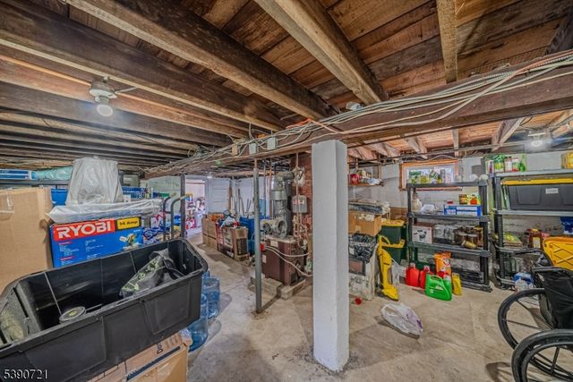 69 Linda Vista Ave, North Haledon Boro, NJ 07508