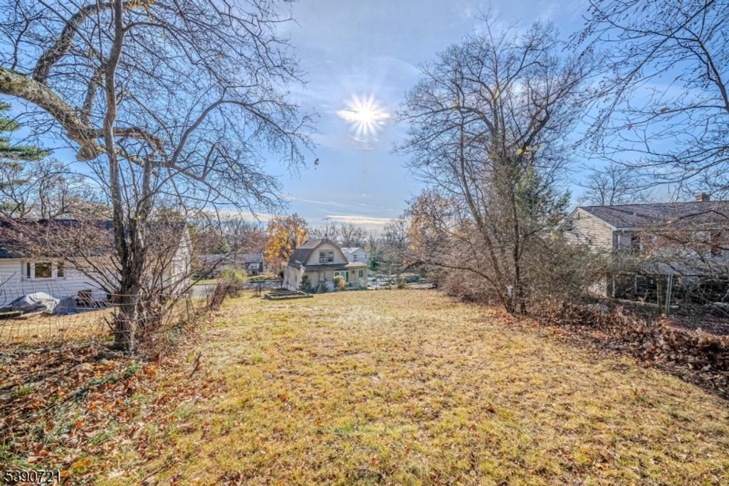 69 Linda Vista Ave, North Haledon Boro, NJ 07508