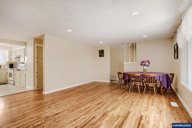 1313 Shady Ln NE, Keizer, OR 97303