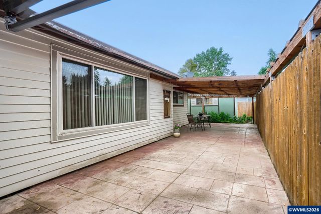 1313 Shady Ln NE, Keizer, OR 97303