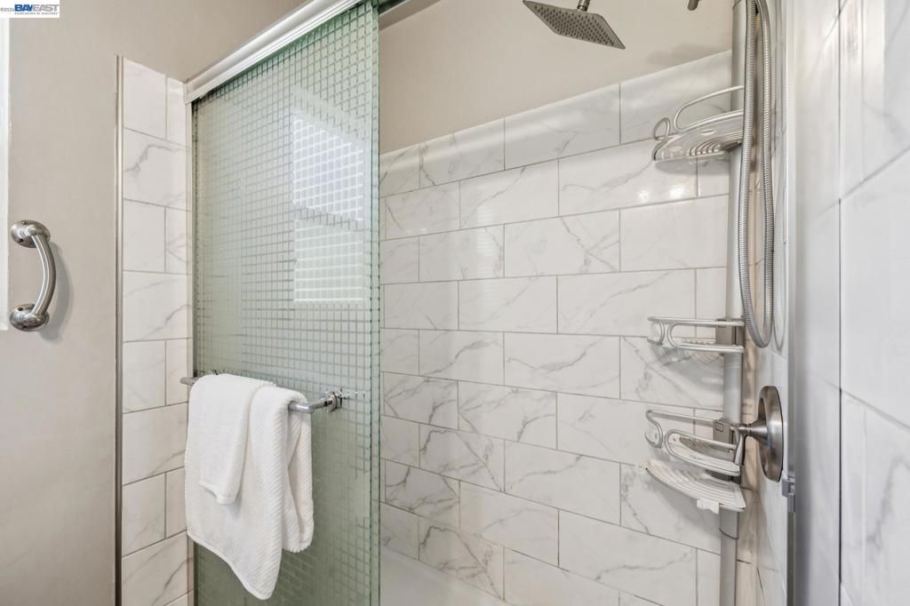 Image 22 of property listing at 4061 Maiden Ln, Union City, CA 94587