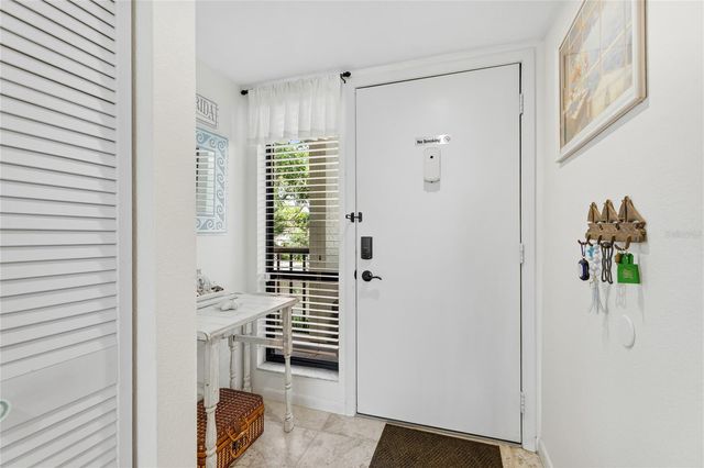 1176 BIRD BAY WAY 207, Venice, FL 34285