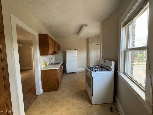 14174 Superior Road, Cleveland Heights, OH 44118