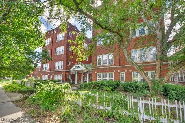 14174 Superior Road, Cleveland Heights, OH 44118