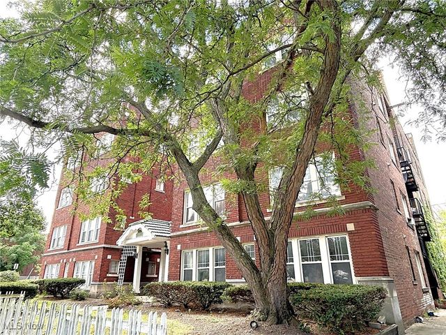 14174 Superior Road, Cleveland Heights, OH 44118