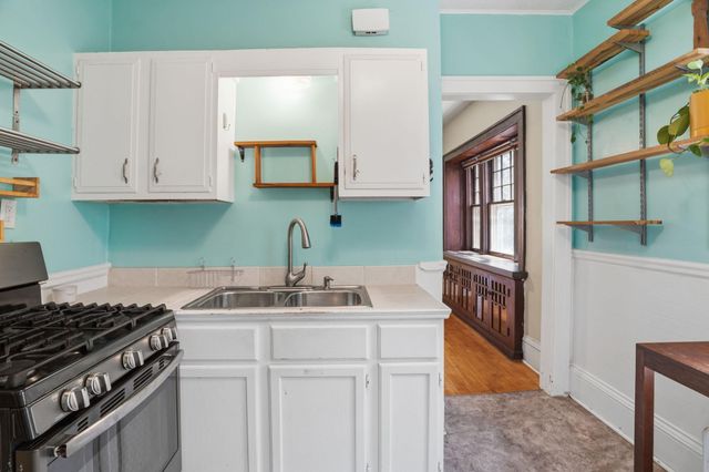 1421 Logan Avenue N, Minneapolis, MN 55411