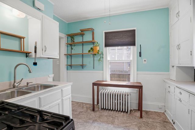 1421 Logan Avenue N, Minneapolis, MN 55411
