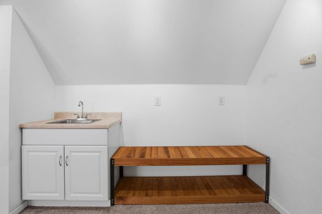 1421 Logan Avenue N, Minneapolis, MN 55411