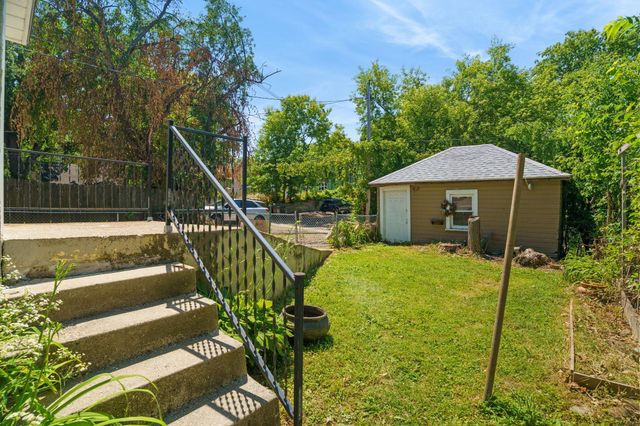 1421 Logan Avenue N, Minneapolis, MN 55411