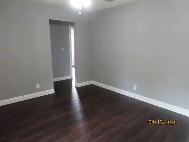 10410 Broadstairs Street, Houston, TX 77013