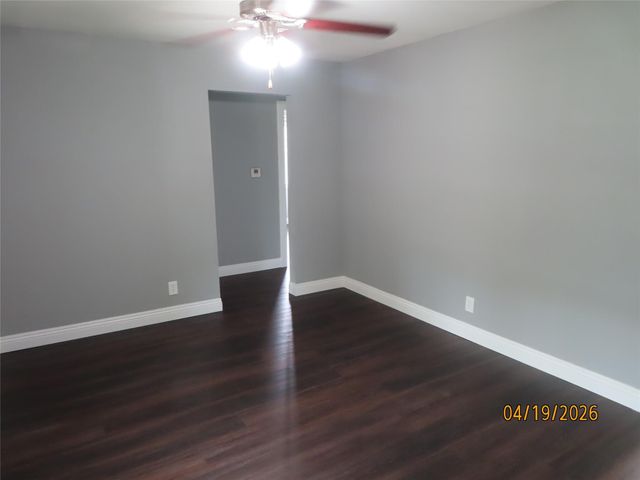 10410 Broadstairs Street, Houston, TX 77013