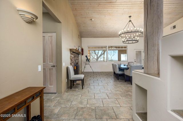 5040 Rock House Road, Las Cruces, NM 88011