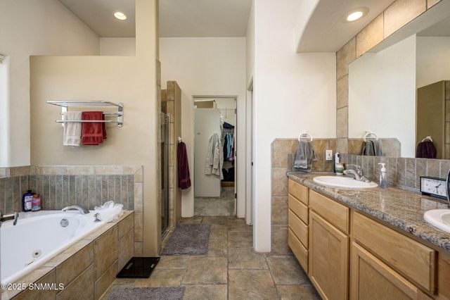 5040 Rock House Road, Las Cruces, NM 88011