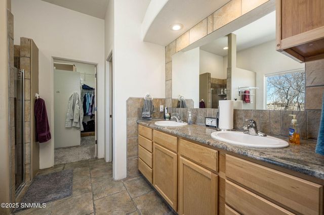 5040 Rock House Road, Las Cruces, NM 88011