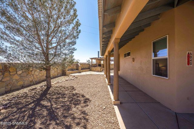 5040 Rock House Road, Las Cruces, NM 88011
