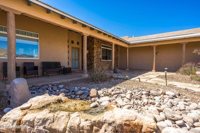 5040 Rock House Road, Las Cruces, NM 88011