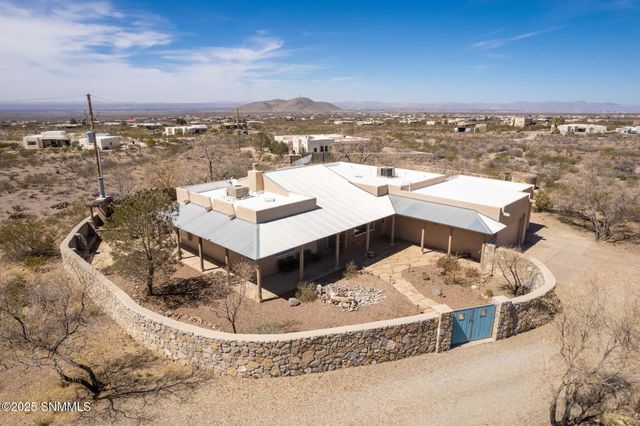 5040 Rock House Road, Las Cruces, NM 88011