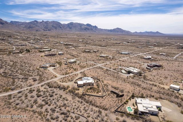 5040 Rock House Road, Las Cruces, NM 88011